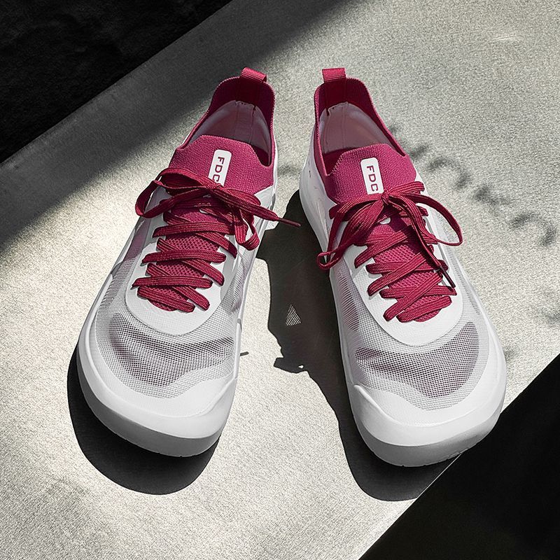 New Trend Trail Running Shoes  - đánh giá và giá Outdoor Sport With Sticks